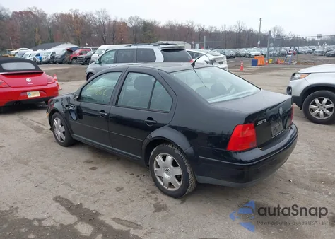 2001 Volkswagen Jetta Glx из США, поврежденный, VIN 3VWTG29M41M006048